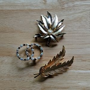 Vintage gold toned brooches